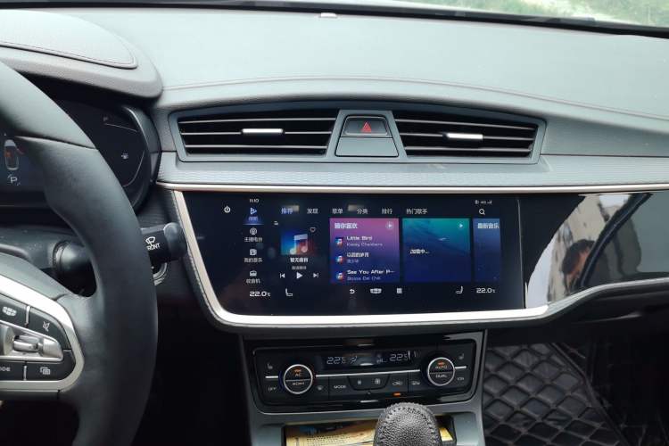Used Geely Auto Emgrand GL 2021 UP 1.4T CVT Flagship Model Audio And AC Panel