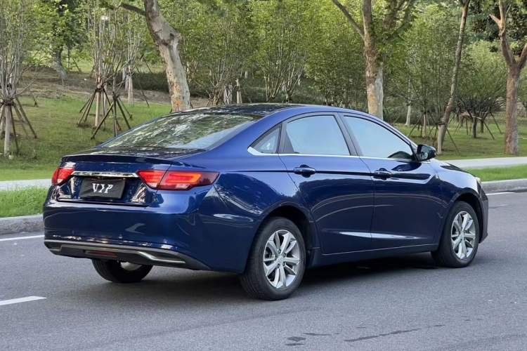 Used Geely Auto Emgrand GL 2021 UP 1.4T CVT Luxury Edition Exterior 2