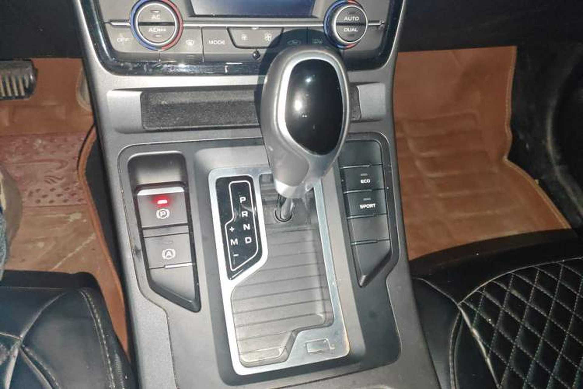 Used Geely Auto Emgrand GL 2021 UP 1.4T CVT Leading Edition Gear Lever