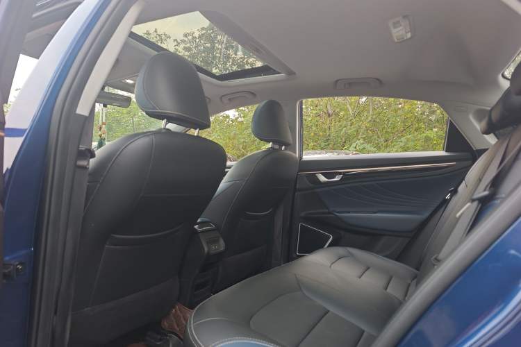 Used Geely Auto Emgrand GL 2021 UP 1.4T CVT Luxury Edition Headliner