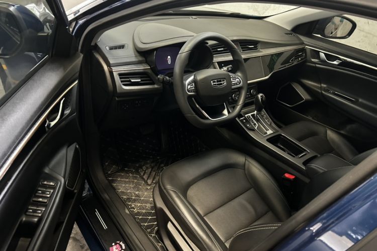 Used Geely Auto Emgrand GL 2021 UP 1.4T CVT Leading Edition Interior 2