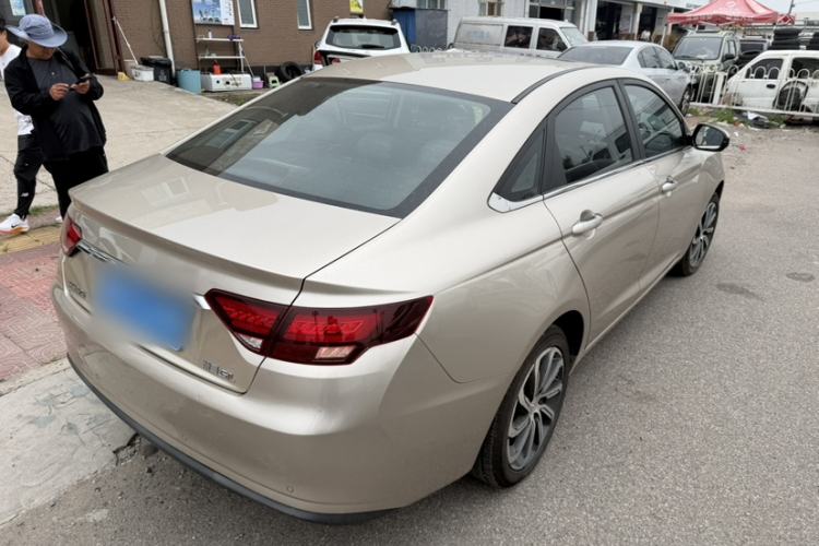 Used Geely Auto Emgrand GL 2021 UP 1.4T CVT Luxury Edition Exterior 2