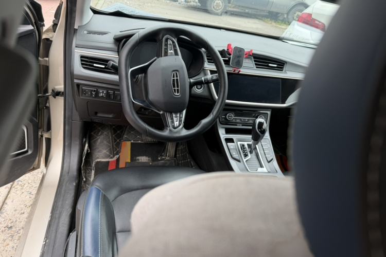 Used Geely Auto Emgrand GL 2021 UP 1.4T CVT Luxury Edition Interior 2