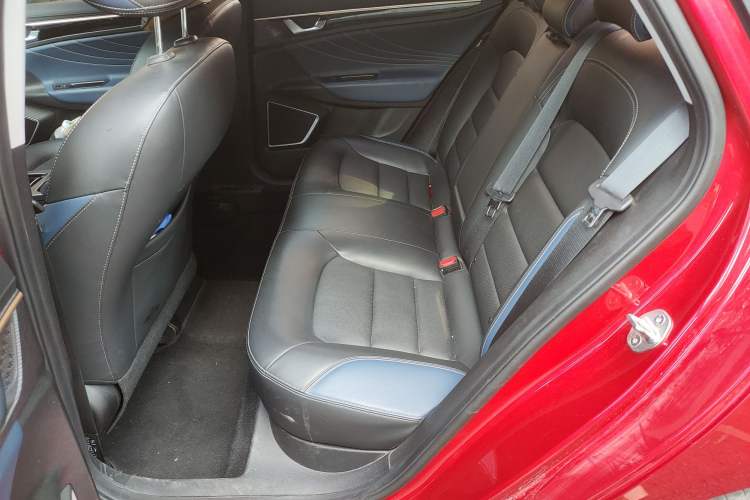 Used Geely Auto Emgrand GL 2021 UP 1.4T CVT Flagship Model Left Rear Seat