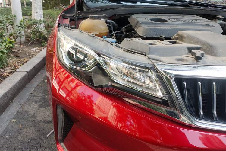 Used Geely Auto Emgrand GL 2021 UP 1.4T CVT Flagship Model Right Front Headlight