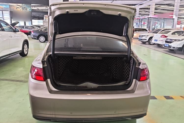 Used Geely Auto Emgrand GL 2021 UP 1.4T CVT Luxury Edition Trunk