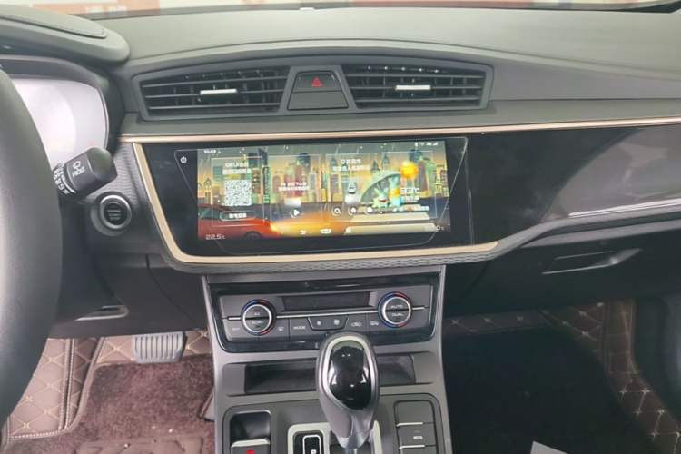 Used Geely Auto Emgrand GL 2021 UP 1.4T CVT Leading Edition Audio And AC Panel