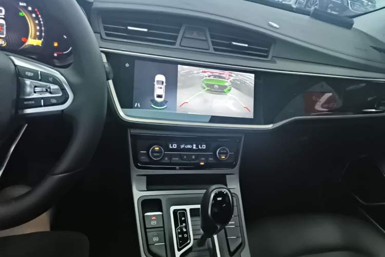 Used Geely Auto Emgrand GL 2021 UP 1.4T CVT Luxury Edition Audio And AC Panel