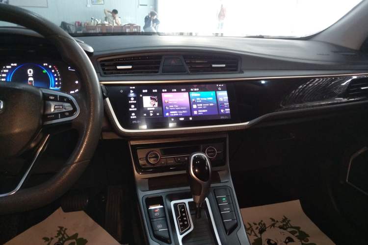 Used Geely Auto Emgrand GL 2021 UP 1.4T CVT Leading Edition Audio And AC Panel