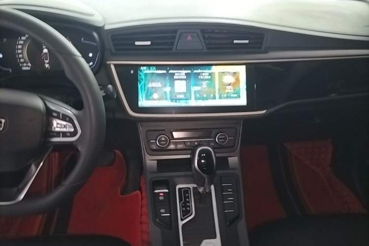 Used Geely Auto Emgrand GL 2021 UP 1.4T CVT Leading Edition Audio And AC Panel