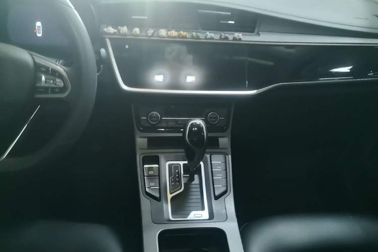 Used Geely Auto Emgrand GL 2021 UP 1.4T CVT Leading Edition Audio And AC Panel