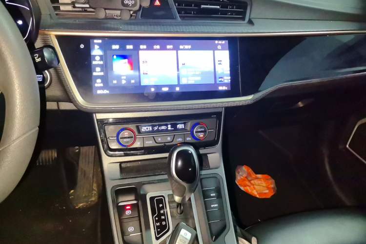 Used Geely Auto Emgrand GL 2021 UP 1.4T CVT Leading Edition Audio And AC Panel