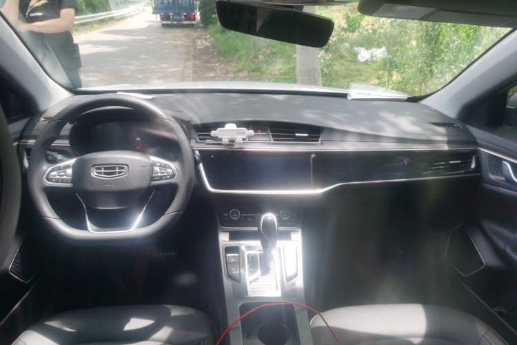 Used Geely Auto Emgrand GL 2021 UP 1.4T CVT Leading Edition Center Console