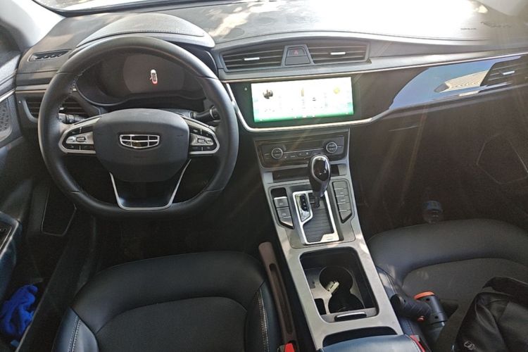 Used Geely Auto Emgrand GL 2021 UP 1.4T CVT Luxury Edition Center Console