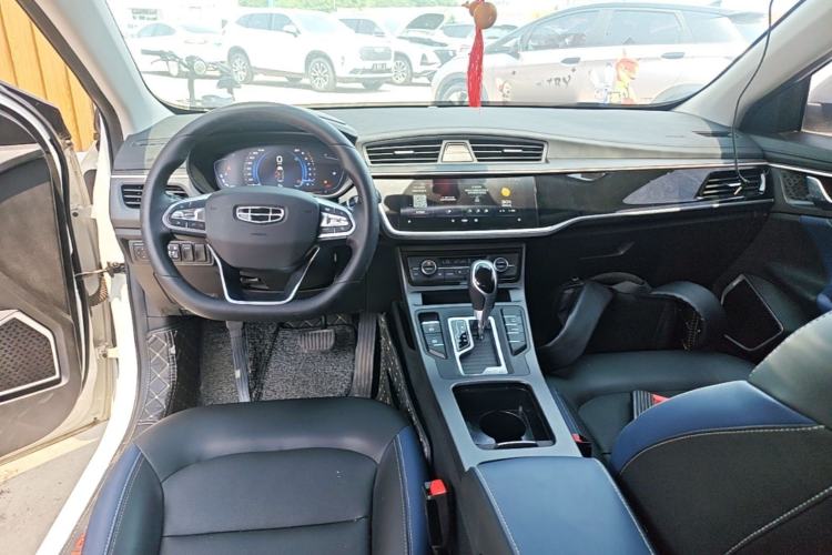 Used Geely Auto Emgrand GL 2021 UP 1.4T CVT Luxury Edition Center Console