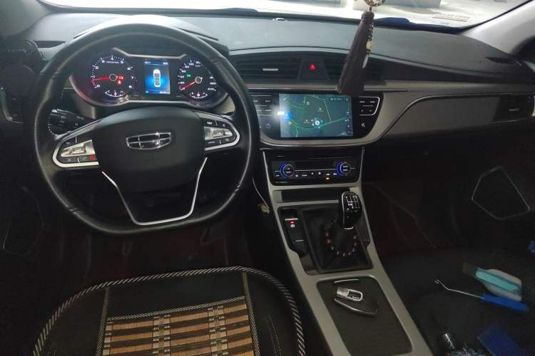 Used Geely Auto Emgrand GL 2021 UP 1.4T Manual LingShang Model Center Console