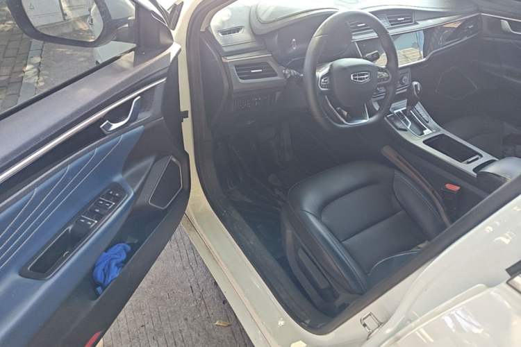 Used Geely Auto Emgrand GL 2021 UP 1.4T CVT Luxury Edition Driver Seat