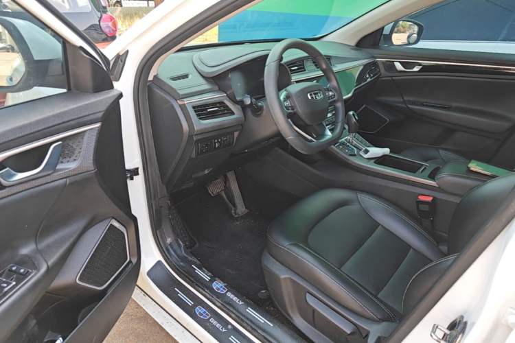 Used Geely Auto Emgrand GL 2021 UP 1.4T CVT Leading Edition Driver Seat