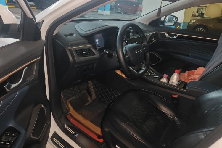Used Geely Auto Emgrand GL 2021 UP 1.4T CVT Flagship Model Driver Seat