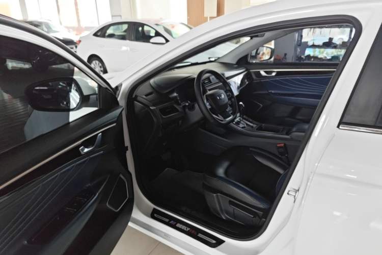 Used Geely Auto Emgrand GL 2021 UP 1.4T CVT Luxury Edition Driver Seat