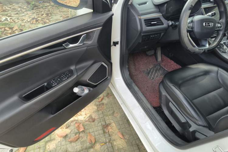 Used Geely Auto Emgrand GL 2021 UP 1.4T CVT Leading Edition Driver Seat