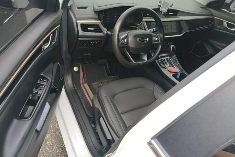 Used Geely Auto Emgrand GL 2021 UP 1.4T CVT Leading Edition Driver Seat