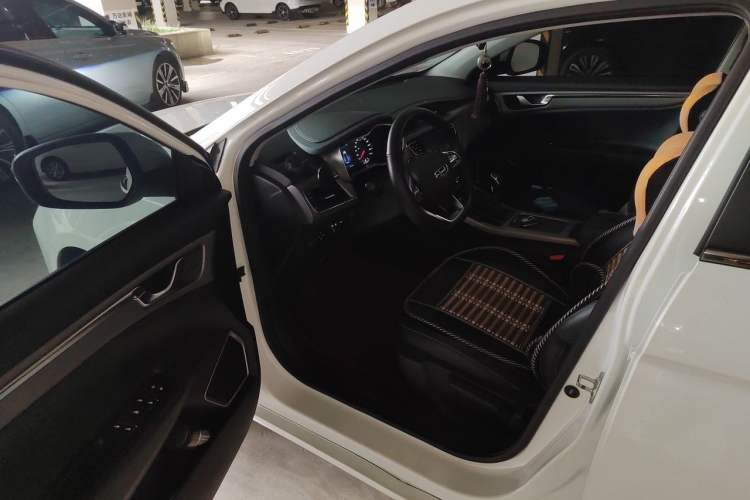 Used Geely Auto Emgrand GL 2021 UP 1.4T Manual LingShang Model Driver Seat