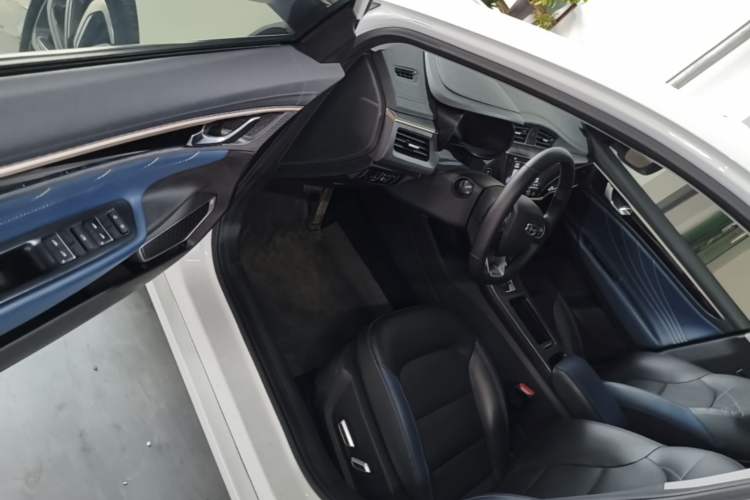 Used Geely Auto Emgrand GL 2021 UP 1.4T CVT Flagship Model Driver Seat
