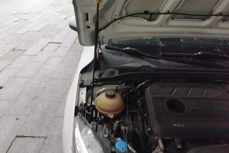 Used Geely Auto Emgrand GL 2021 UP 1.4T CVT Leading Edition Engine Bay Right