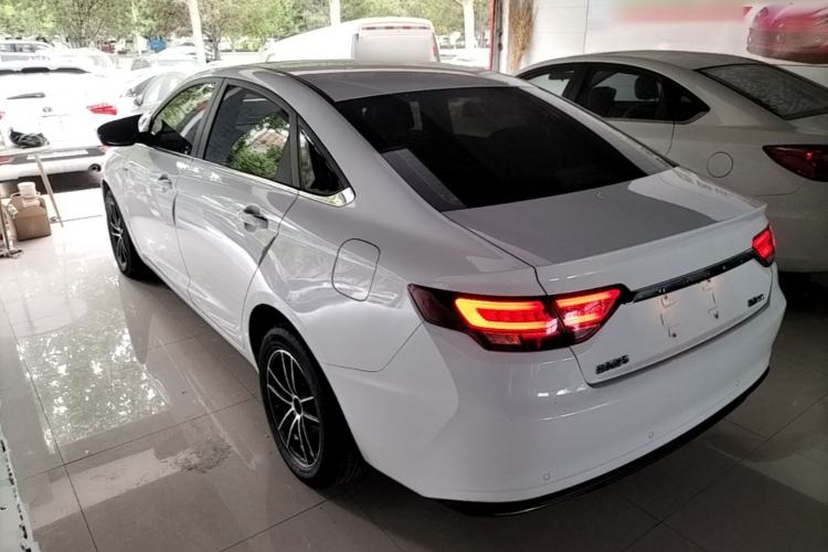 Used Geely Auto Emgrand GL 2021 UP 1.4T CVT Leading Edition Exterior 2