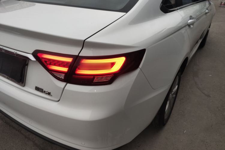 Used Geely Auto Emgrand GL 2021 UP 1.4T CVT Leading Edition Exterior 3