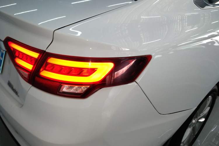 Used Geely Auto Emgrand GL 2021 UP 1.4T CVT Leading Edition Exterior 3