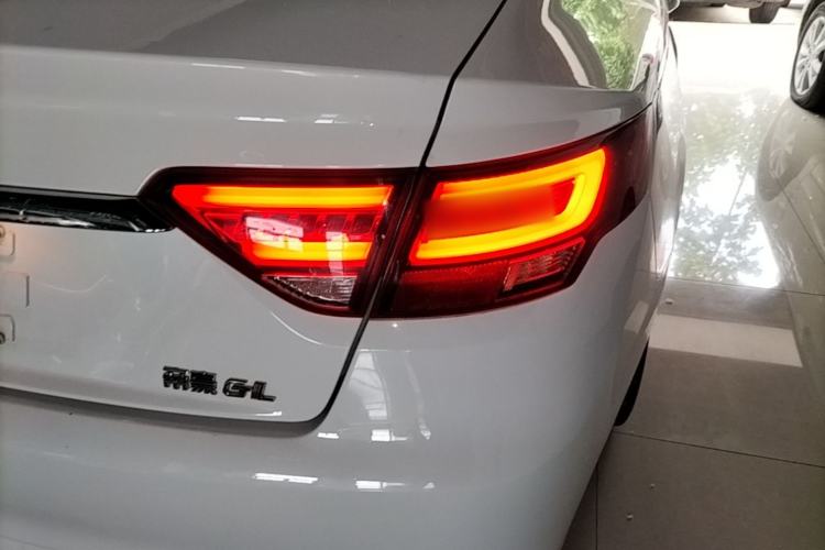 Used Geely Auto Emgrand GL 2021 UP 1.4T CVT Leading Edition Exterior 3