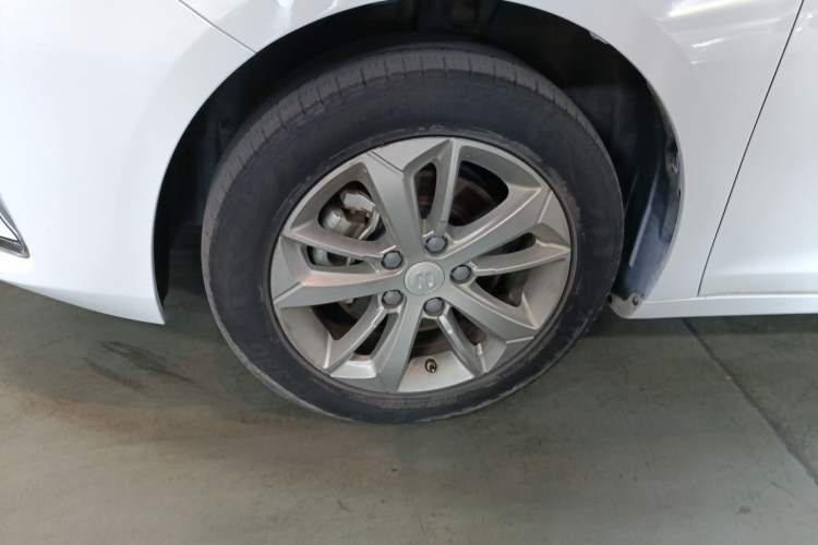 Used Geely Auto Emgrand GL 2021 UP 1.4T CVT Leading Edition Exterior 3