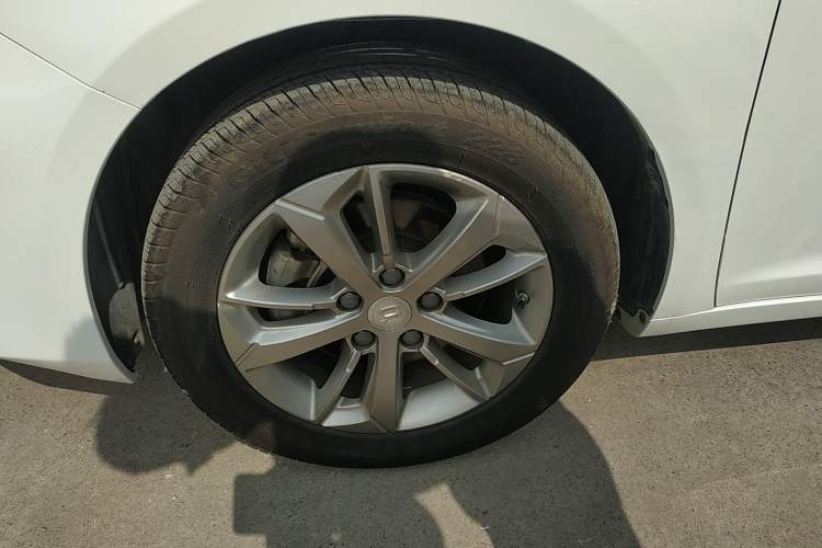 Used Geely Auto Emgrand GL 2021 UP 1.4T CVT Leading Edition Exterior 4