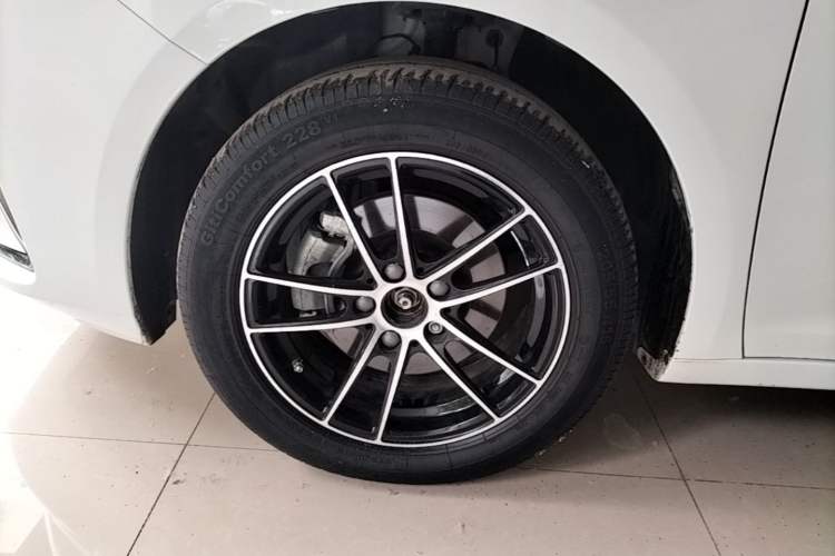 Used Geely Auto Emgrand GL 2021 UP 1.4T CVT Leading Edition Exterior 4