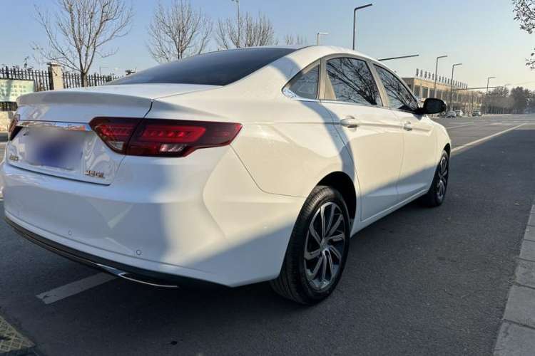 Used Geely Auto Emgrand GL 2021 UP 1.4T CVT Luxury Edition Exterior 4