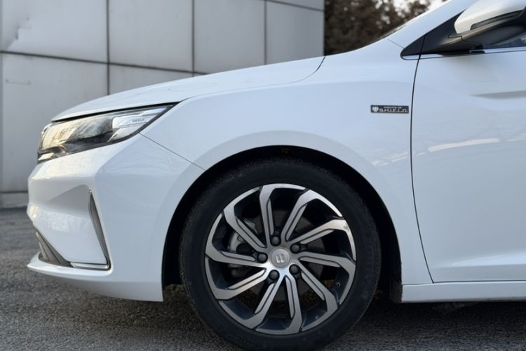 Used Geely Auto Emgrand GL 2021 UP 1.4T CVT Flagship Model Exterior 5