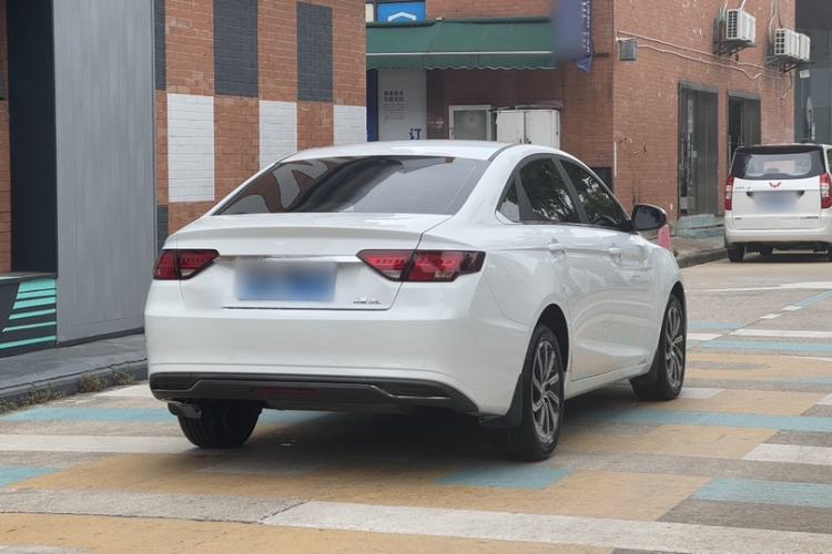 Used Geely Auto Emgrand GL 2021 UP 1.4T CVT Luxury Edition Exterior 5