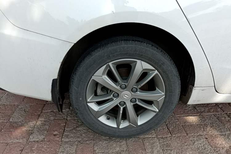 Used Geely Auto Emgrand GL 2021 UP 1.4T Manual LingShang Model Exterior 5