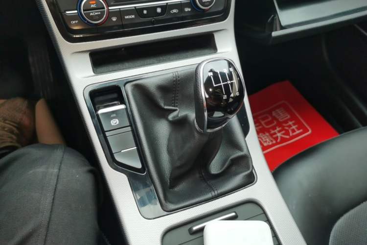 Used Geely Auto Emgrand GL 2021 UP 1.4T Manual LingShang Model Gear Lever