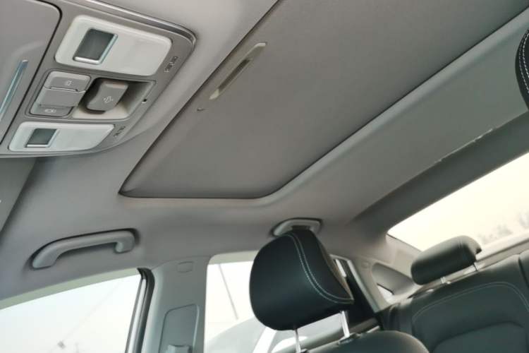 Used Geely Auto Emgrand GL 2021 UP 1.4T Manual LingShang Model Headliner