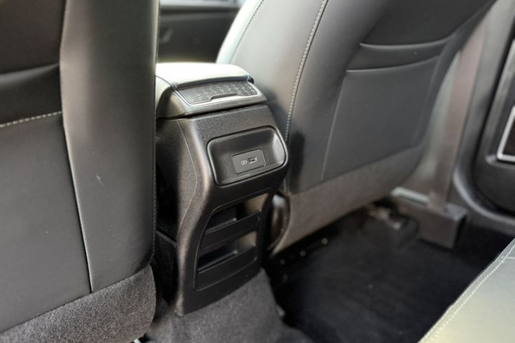 Used Geely Auto Emgrand GL 2021 UP 1.4T CVT Flagship Model Interior 1