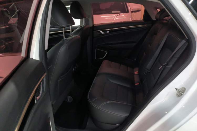 Used Geely Auto Emgrand GL 2021 UP 1.4T CVT Leading Edition Interior 1