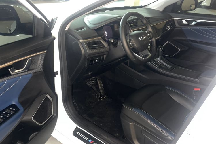 Used Geely Auto Emgrand GL 2021 UP 1.4T CVT Luxury Edition Interior 2