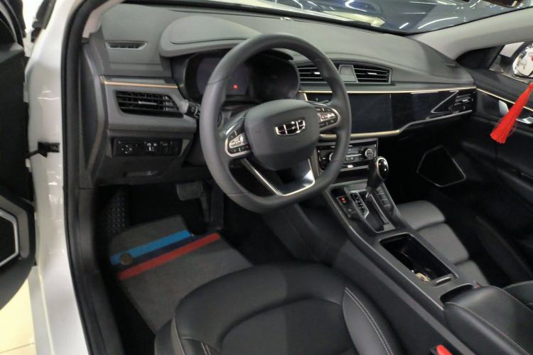 Used Geely Auto Emgrand GL 2021 UP 1.4T CVT Leading Edition Interior 3