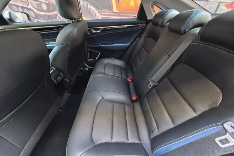 Used Geely Auto Emgrand GL 2021 UP 1.4T CVT Luxury Edition Interior 3