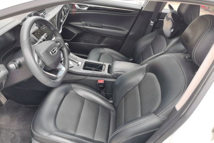 Used Geely Auto Emgrand GL 2021 UP 1.4T CVT Leading Edition Interior 3