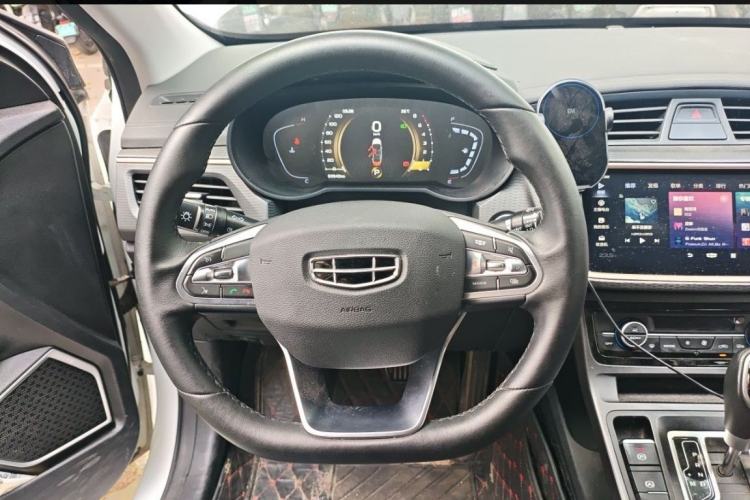 Used Geely Auto Emgrand GL 2021 UP 1.4T CVT Luxury Edition Interior 3