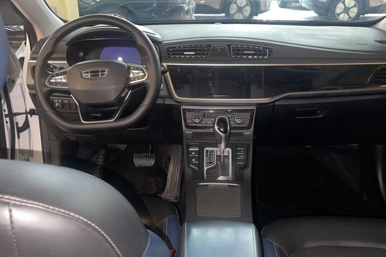 Used Geely Auto Emgrand GL 2021 UP 1.4T CVT Luxury Edition Interior 3
